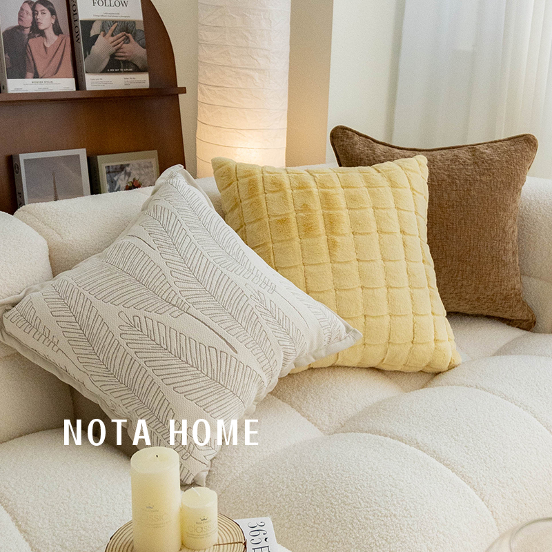 2025新款网红毛绒抱枕沙发客厅