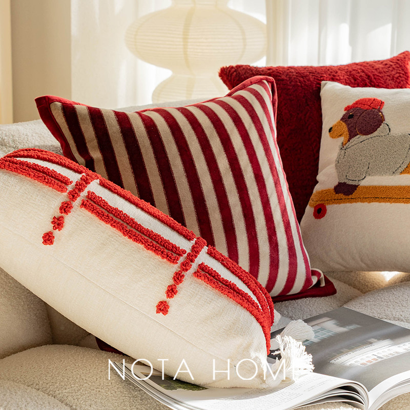 红色条纹抱枕喜庆狗狗枕套北欧风刺绣腰枕床头靠枕样板间超软方枕