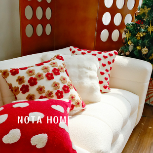 毛绒装 饰抱枕民宿靠枕样板间红色靠垫客厅沙发腰枕方形超软抱枕套