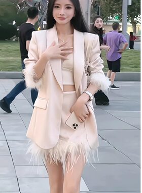 2024秋冬显腿长西装半身裙两件套