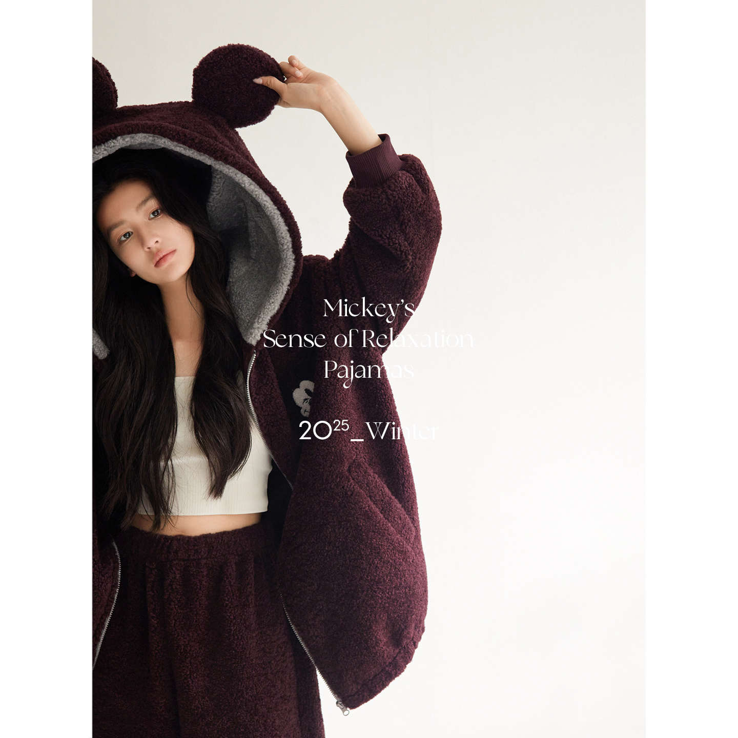 迪士尼女冬季连帽米奇珊瑚绒睡衣