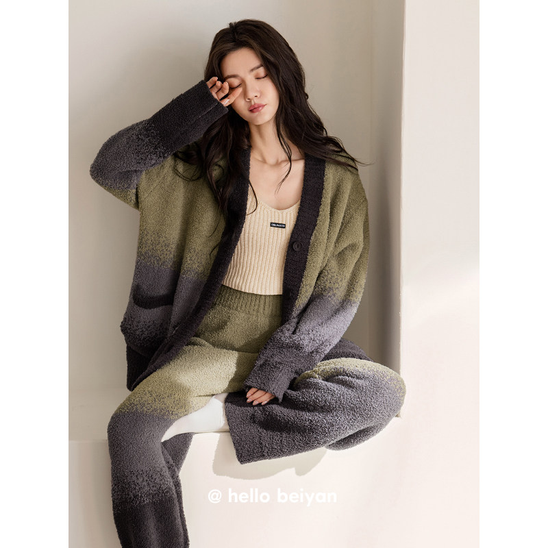 贝妍秋冬季珊瑚绒情侣睡衣女时尚开衫家居服保暖半边绒男大码套装