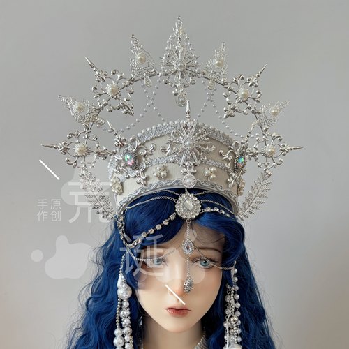 Lolita圣母光环都铎冠俄式雪国公主银白色发冠皇冠写真头饰
