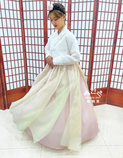 YY1219 款 韩国进口面料民族服装 新娘韩服改良韩服精美韩服最新