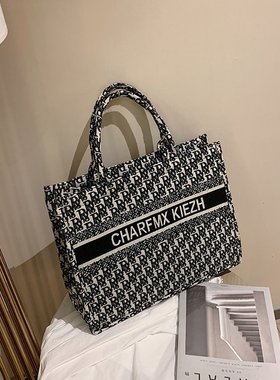 大包包女2025新款潮时尚网红帆布单肩腋下包百搭大容量手提托特包