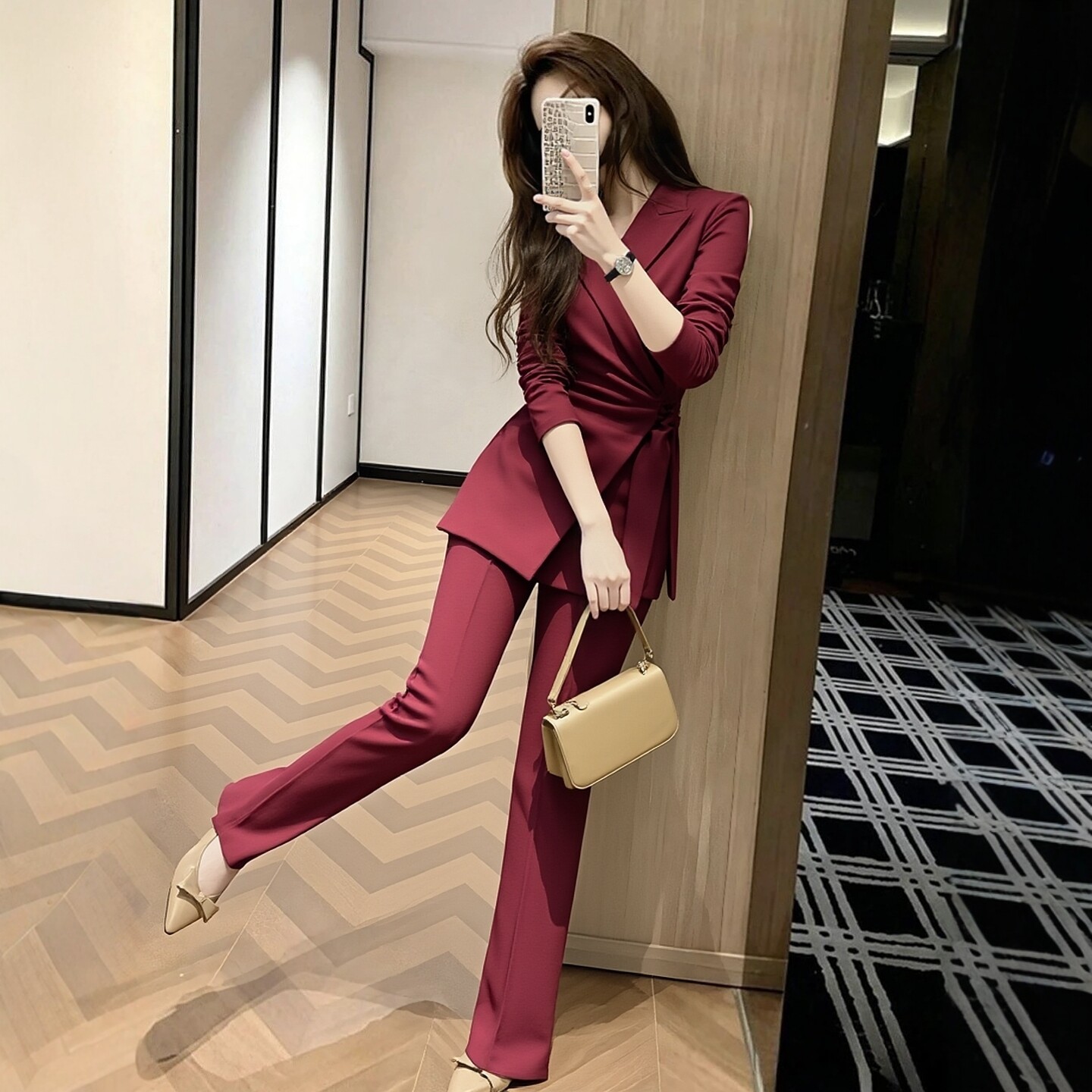 酒红系带收腰显瘦西装裤两件套