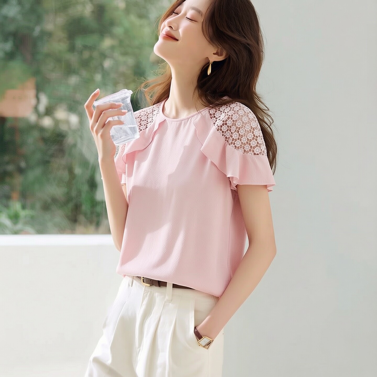 粉色雪纺镂空露肩薄上衣夏季小衫蕾丝荷叶边短袖t恤女2026年新款