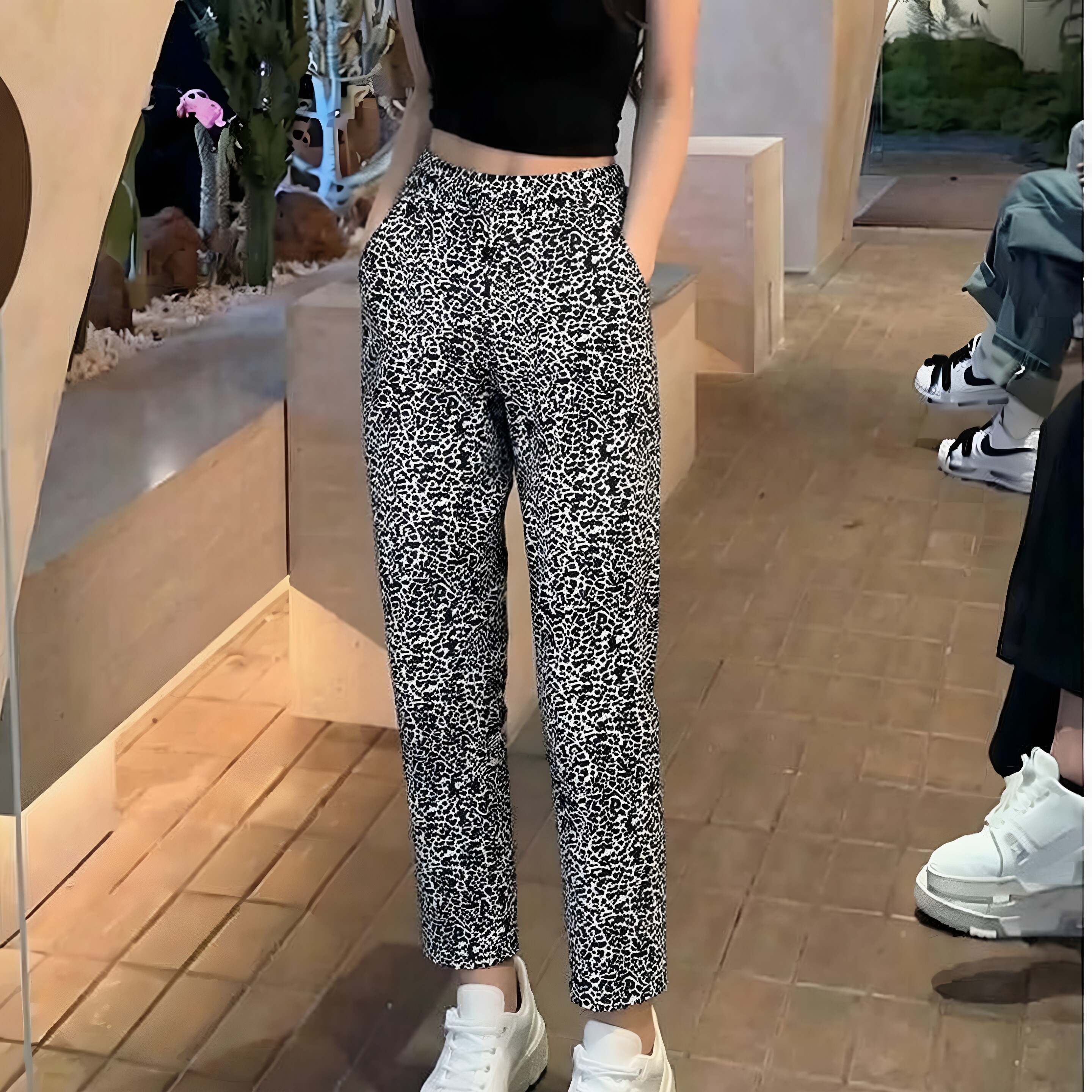 秋季新款印花棉质弹力休闲裤女小个子显瘦阔腿裤直筒八分长裤大码