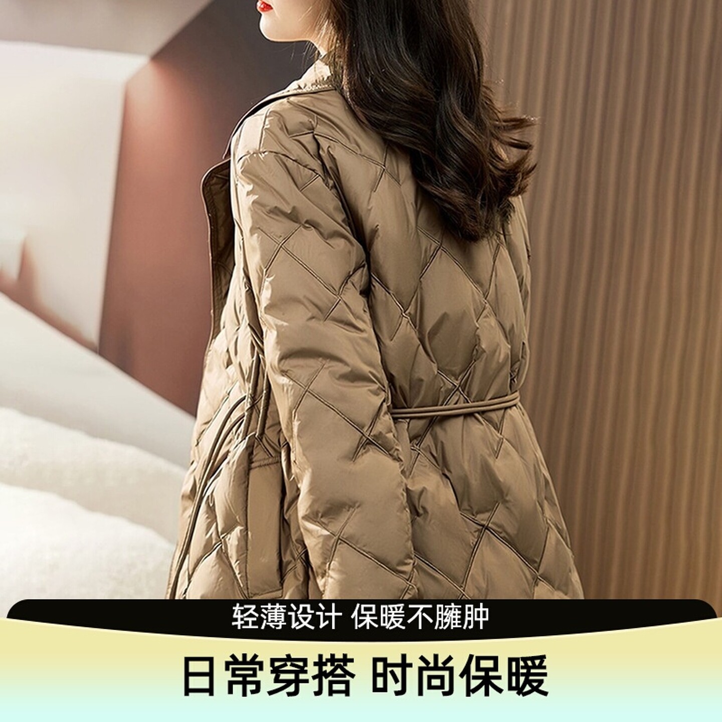 2025秋冬新款十字绣西装领收腰羽绒服女装修身白鸭绒外套薄款上衣