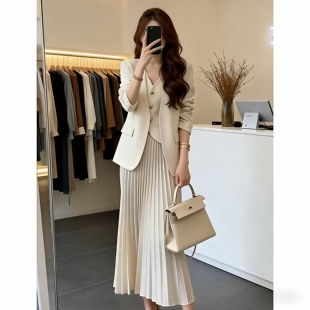 2026年春秋新款假两件小西装通勤大码气质显瘦半身百褶长裙套装女