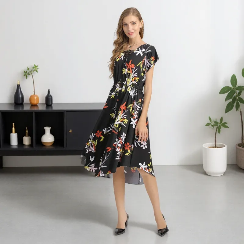 褶皱松紧收腰领花前短后长连衣裙