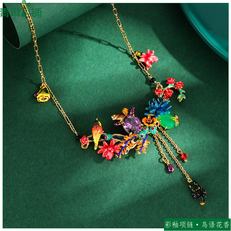 珐琅彩釉立体仙人掌小鸟锁骨链