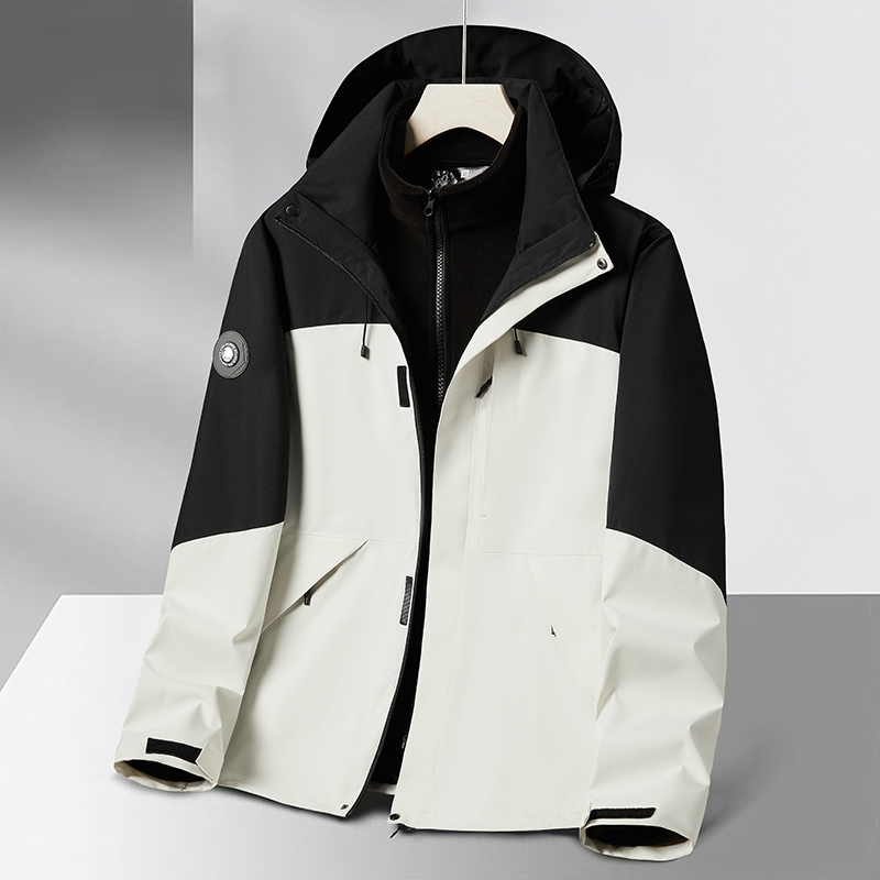 冲锋衣三合一黑金石墨烯保暖内胆两件套情侣休闲户外登山抓绒衣