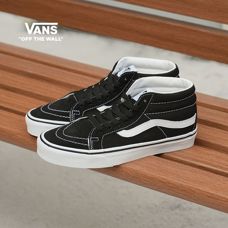 黑色街头风经典男鞋女鞋板鞋