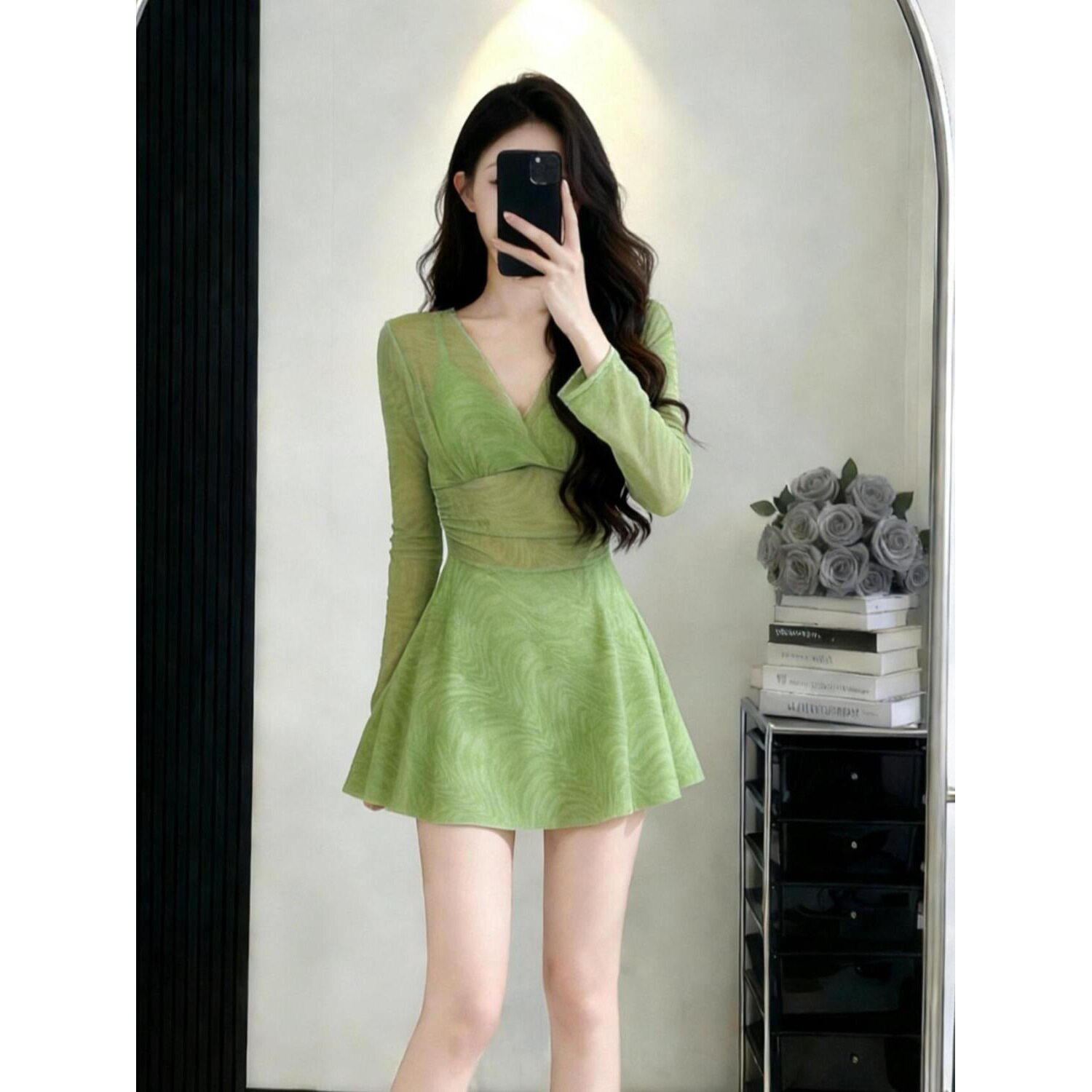 泳衣女显瘦遮肚微胖小个子复古绿色法式连体裙式温泉海边度假泳装