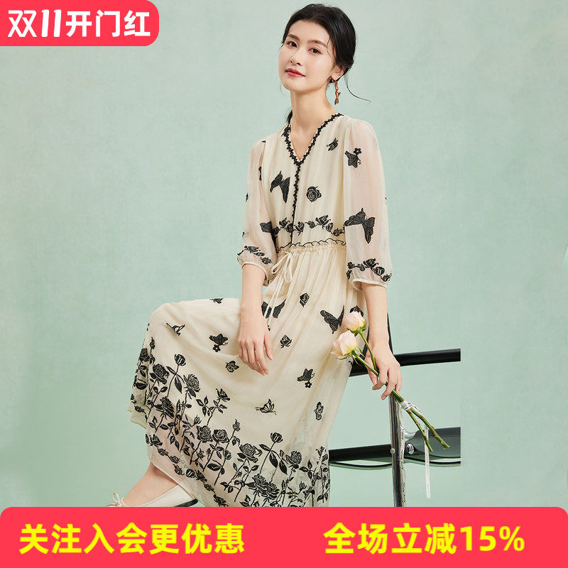 【重工刺绣】V领气质春夏新款亮片花边设计百搭桑蚕丝女式连衣裙