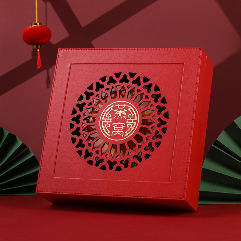 红色镂空皮盒燕窝烫金