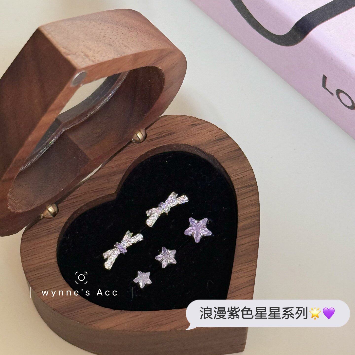 WYNNE’S渐变紫蝴蝶结万花筒耳钉图片
