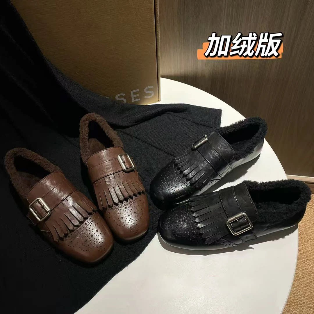 英伦复古流苏牛皮加绒女乐福鞋