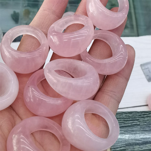 天然粉晶透明圆滑女戒内径18MM