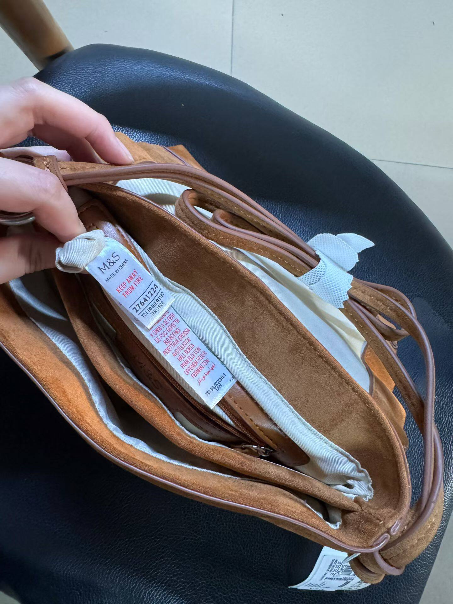 尾单M&S美拉德复古£33女包麂皮绒单肩包金属锁扣百搭斜挎腋下包