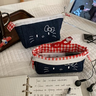 Chris 猫咪高颜值笔袋女生初高中学生铅笔袋简约大容量文具铅笔盒