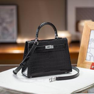 鳄鱼纹真皮二代凯莉包女高级感黑色手提包2025新款百搭单肩斜挎包