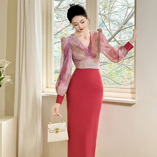 彩色拼接衬衫袖V领连衣裙红色初秋女装轻奢高级感女人味中长裙子