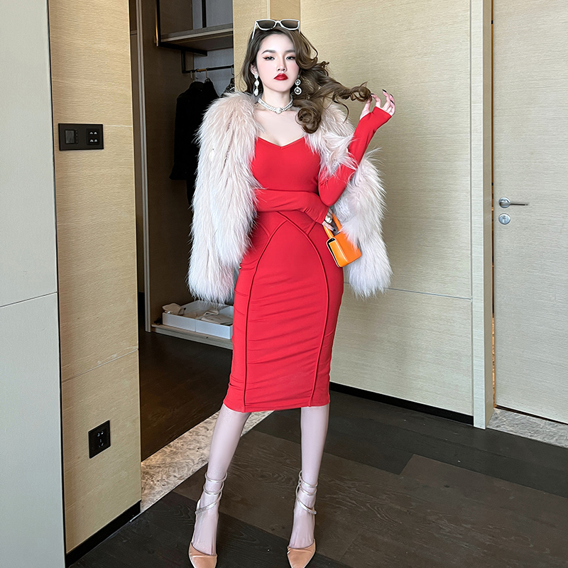 本命年红色惊艳法式复古礼服春季