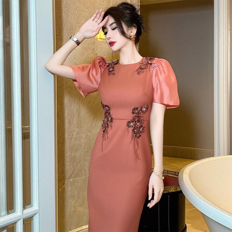 女高级感修身收腰包臀裙显瘦中长款高贵气质泡泡袖结婚礼服