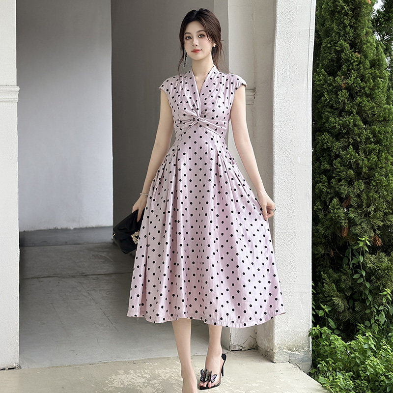 法式独特设计感超仙V领波点连衣裙夏季高端无袖气质收腰紫色长裙