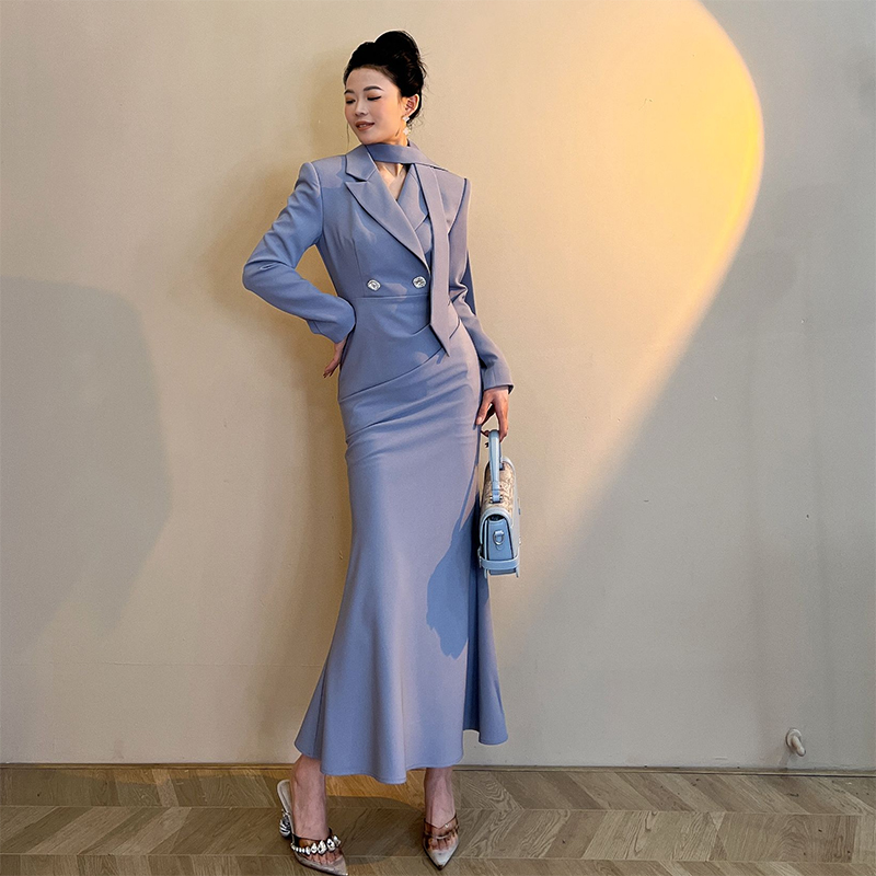 西装领长款鱼尾包臀修身连衣裙