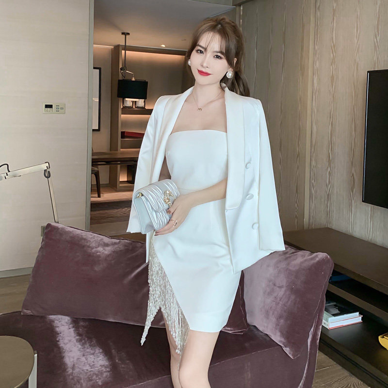 白色西装外套女休闲百搭2026秋季新款西服长袖炸街修身短款职业装