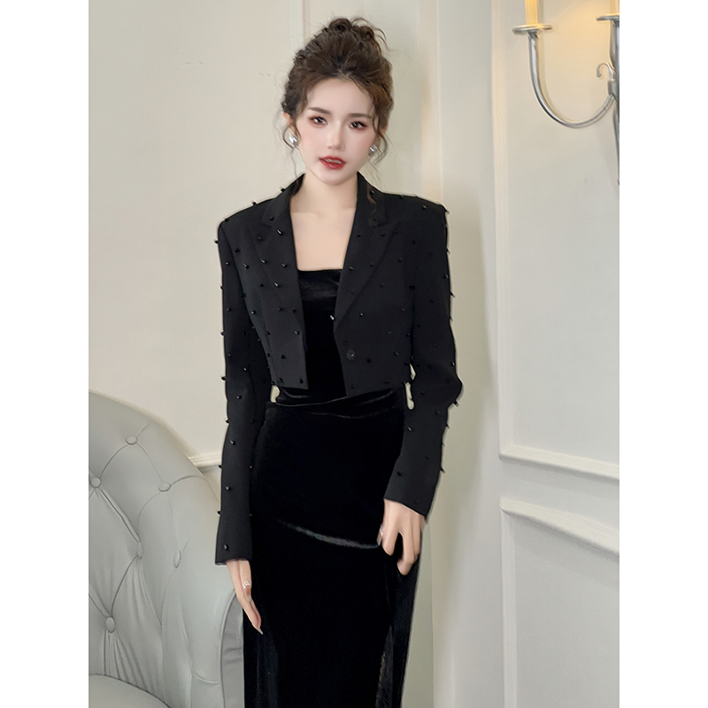 高级感炸街小西装外套女2025新款气质短外套复古休闲黑色短款西服