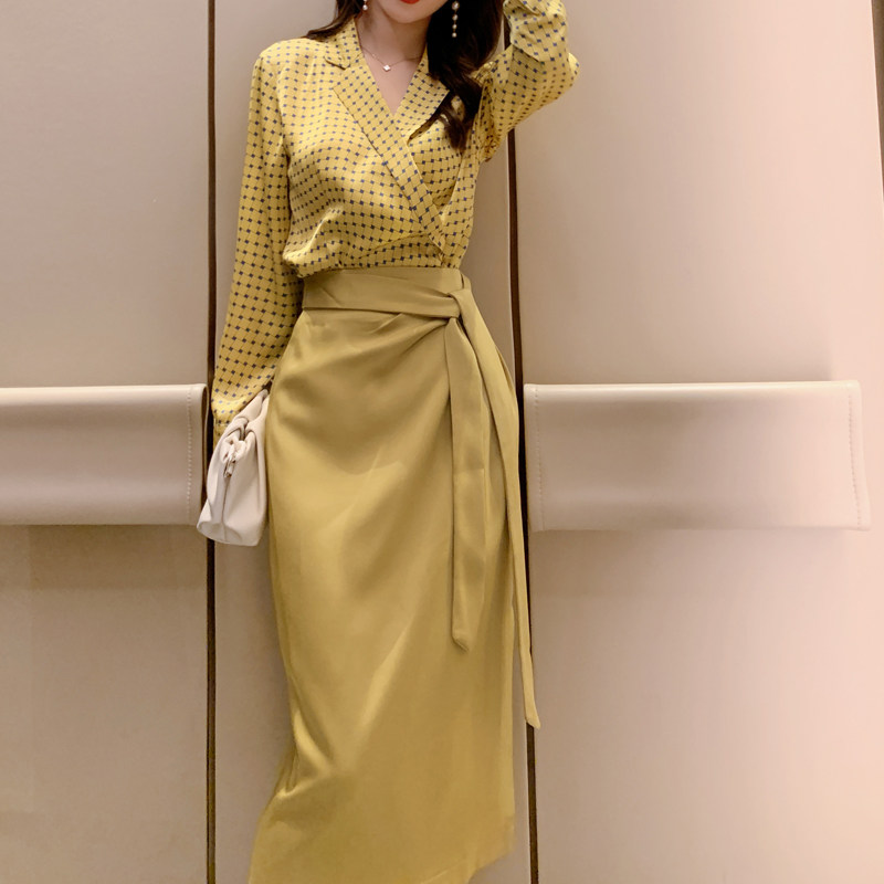 矮小个子半身裙秋冬设计感百搭绑带开叉高收腰显瘦a字直筒一步裙