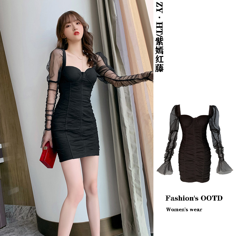 黑色方领长袖连衣裙赫本风短款小个子气质性感显瘦泡泡袖包臀短裙