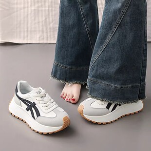 运动鞋女款2025新款春季老爹鞋显脚小厚底学生阿甘鞋增高白色爆款