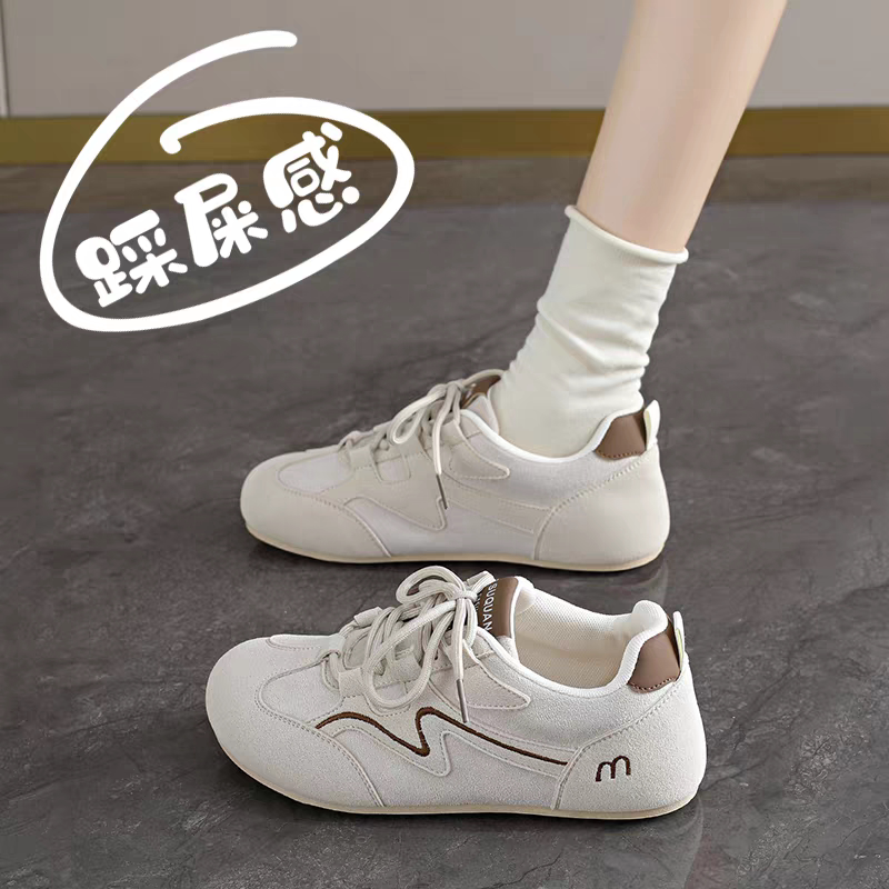 皮面防水防滑运动鞋女款2026新款平底轻便防滑休闲鞋软底跑步女鞋