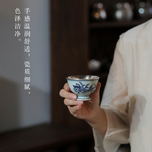 纯银999银杯主人杯中式青花手绘功夫茶具瓷包银杯足银小茶杯 村客