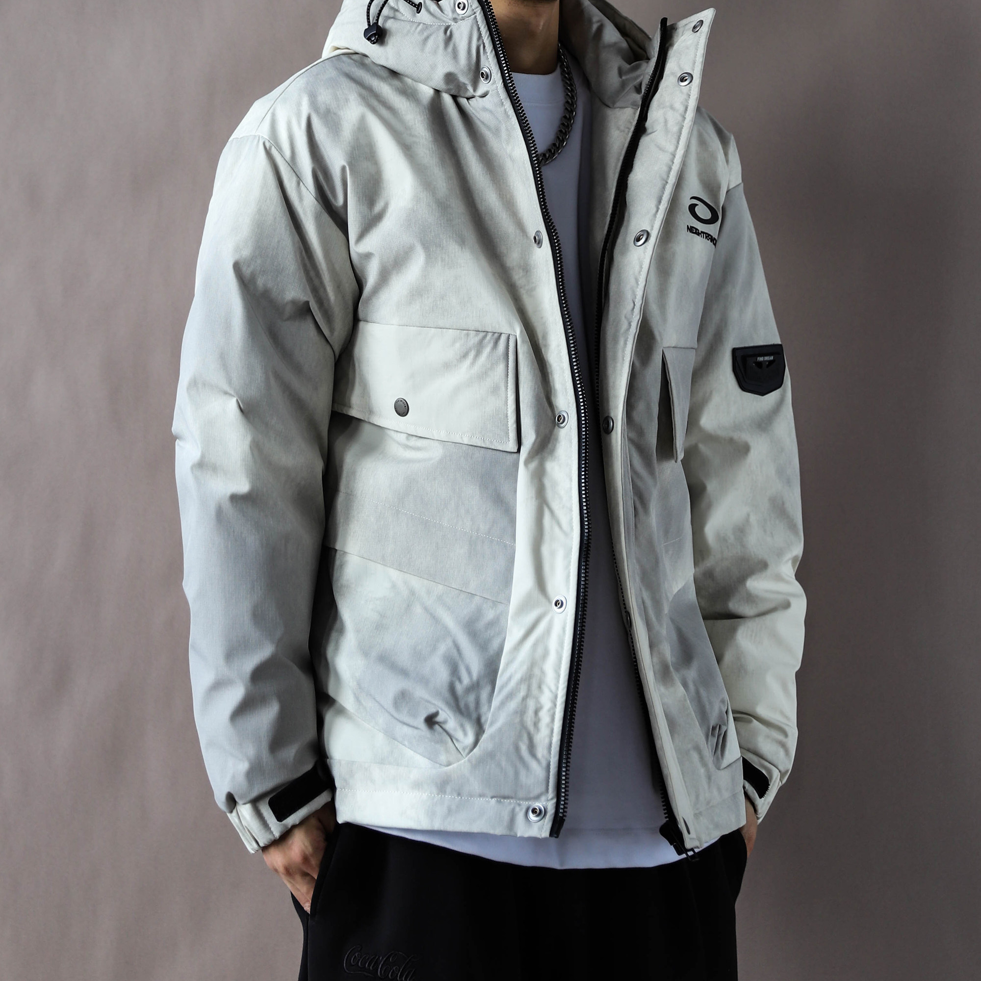 美式复古连帽羽绒服男款秋冬季2025外套青年宽松上衣新款米色加厚