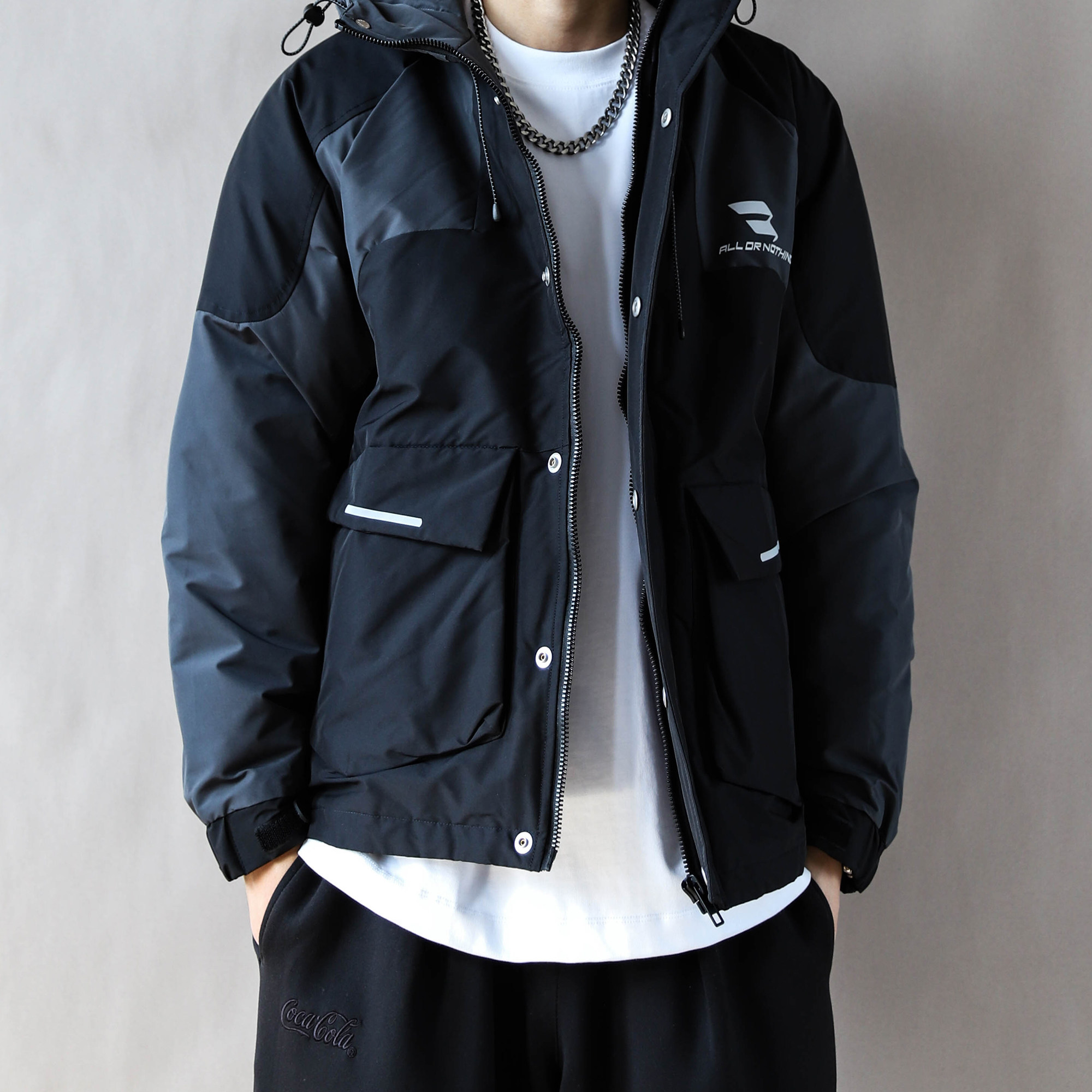 美式复古连帽羽绒服男款秋冬季2025外套青年宽松上衣黑色羽绒衣