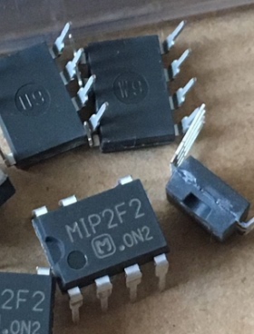 液晶电源芯片MIP2F2 MIP2K2 MIP2C2 DIP-7脚 直插真正全新原装