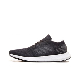 adidas PureboostGo潮流运动织物透气回弹低帮训练跑步鞋男款黑色