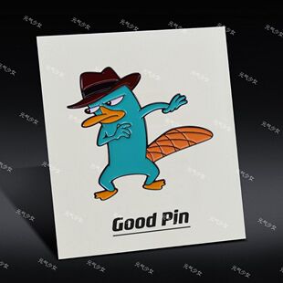 “飞哥与小佛鸭”卡通嘴兽泰瑞胸针衣服帽子别针金属配饰礼品