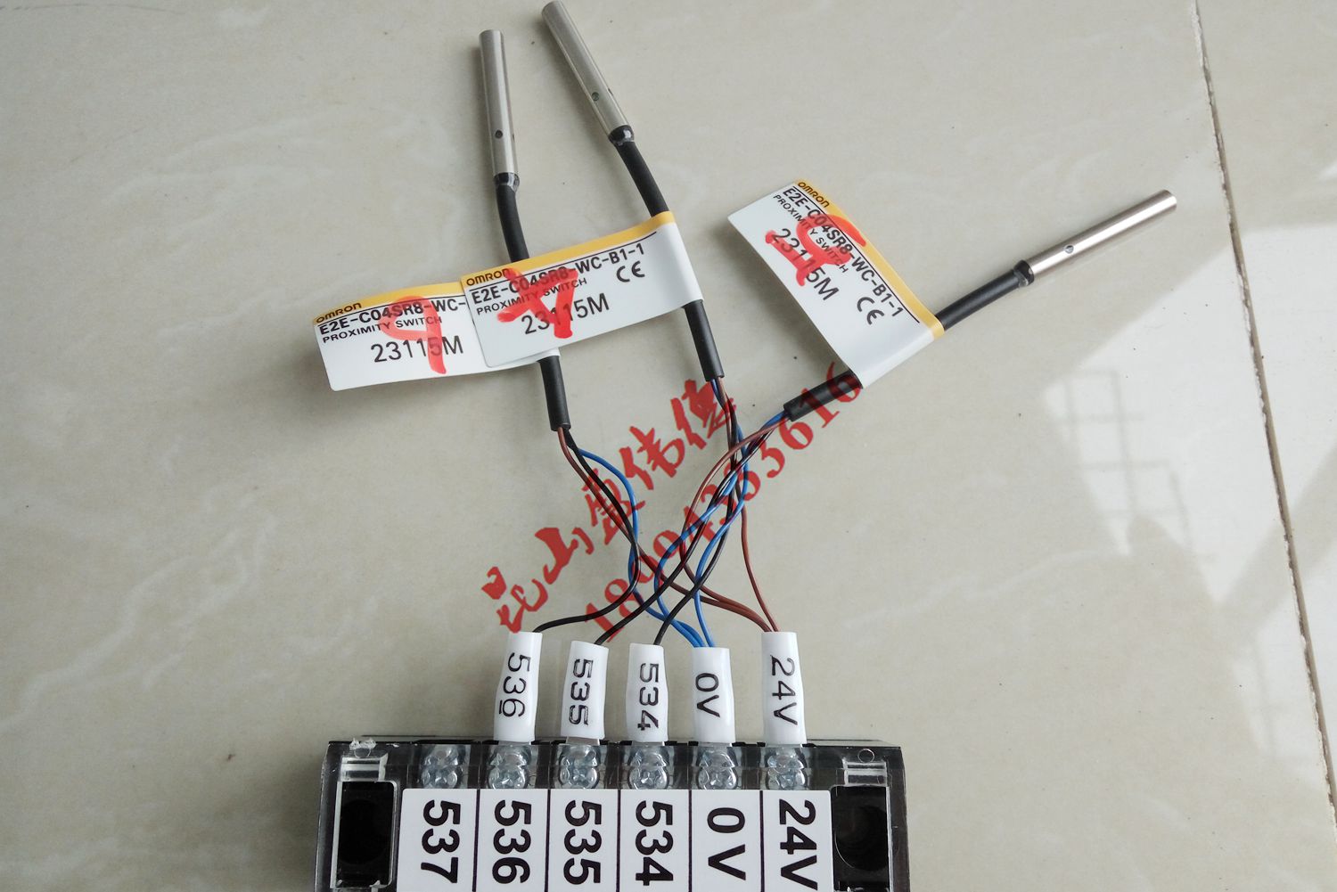 接近开关接近开关OMRON