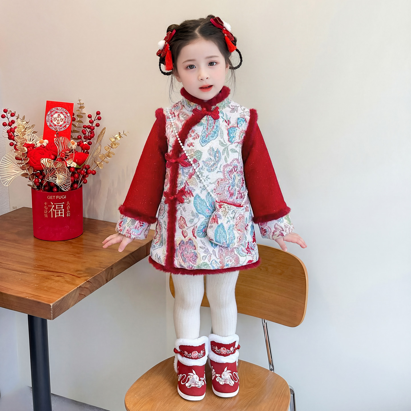 女童连衣裙冬装2025新款儿童女宝宝花朵中国风旗袍裙子过年拜年服