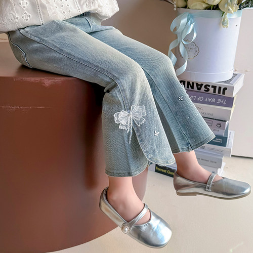 女童牛仔裤春秋款2026新款儿童春季女宝宝喇叭裤春装烫钻微喇裤子