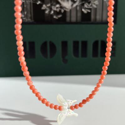 S925纯银红色珊瑚石串珠贝壳蝴蝶项链女甜美时尚高级感锁骨链