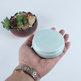 扁平茶叶罐子面膜粉化妆品香皂盒子陶瓷朱砂印泥青瓷密封罐香粉盒