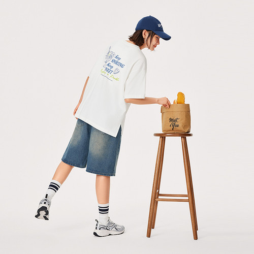 LI-NING/李宁短袖女吸汗透气潮流运动休闲T恤文化衫AHSU522-B品